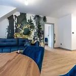 Przelom Bialki - Plac Zabaw, Wiata Grillowa *