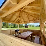 Przelom Bialki - Plac Zabaw, Wiata Grillowa Apartment *