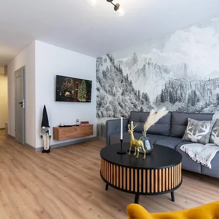 Przełom Białki - Plac Zabaw, Wiata Grillowa Apartament Białka Tatrzańska